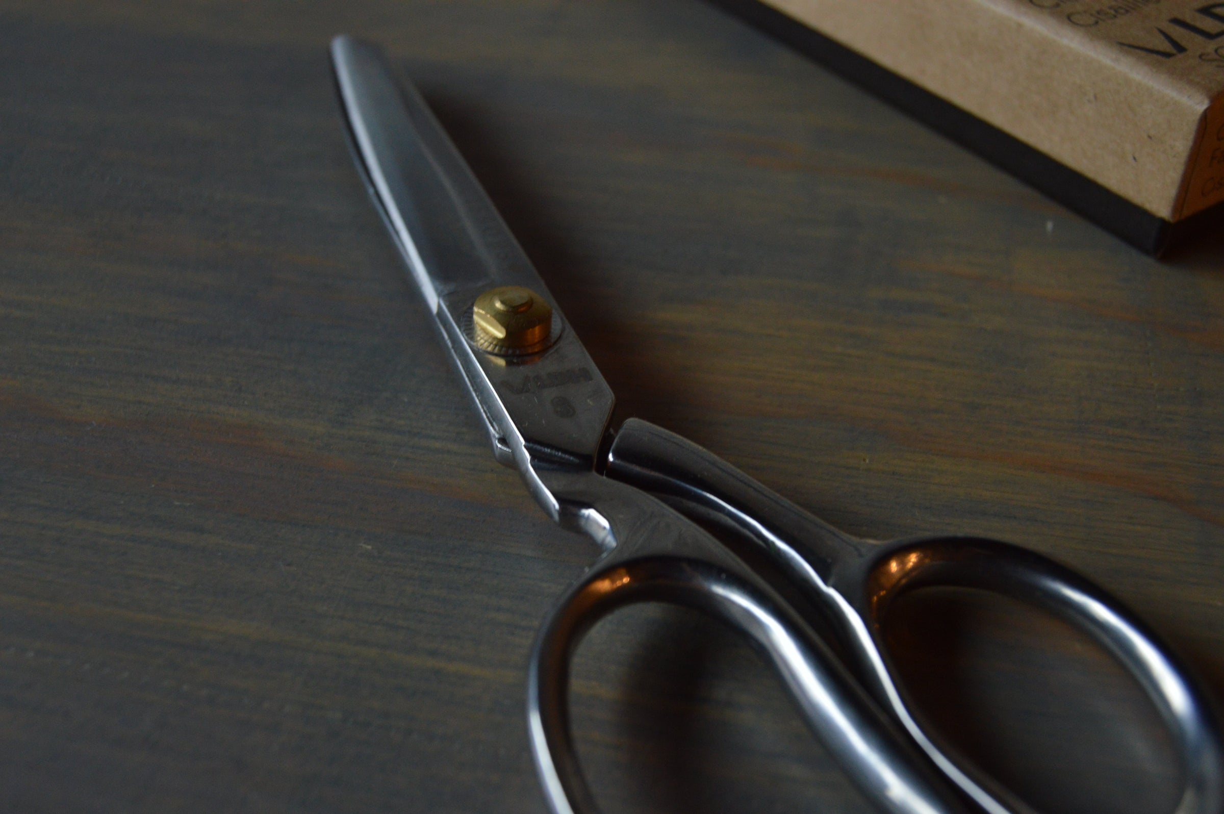 8 True Left-Handed Classic Fabric Shears - LDH Scissors